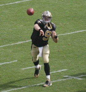 Drew Brees says he intends to play in week 16.